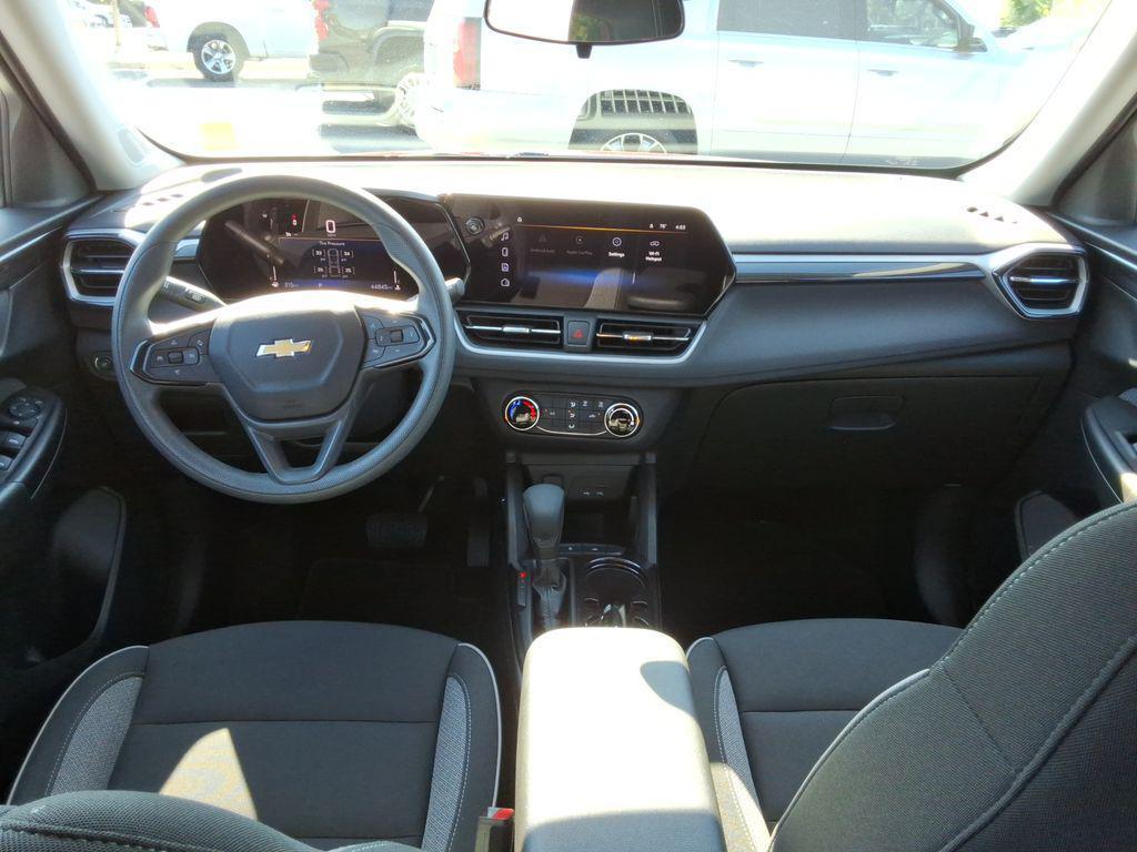 used 2024 Chevrolet TrailBlazer car, priced at $21,387