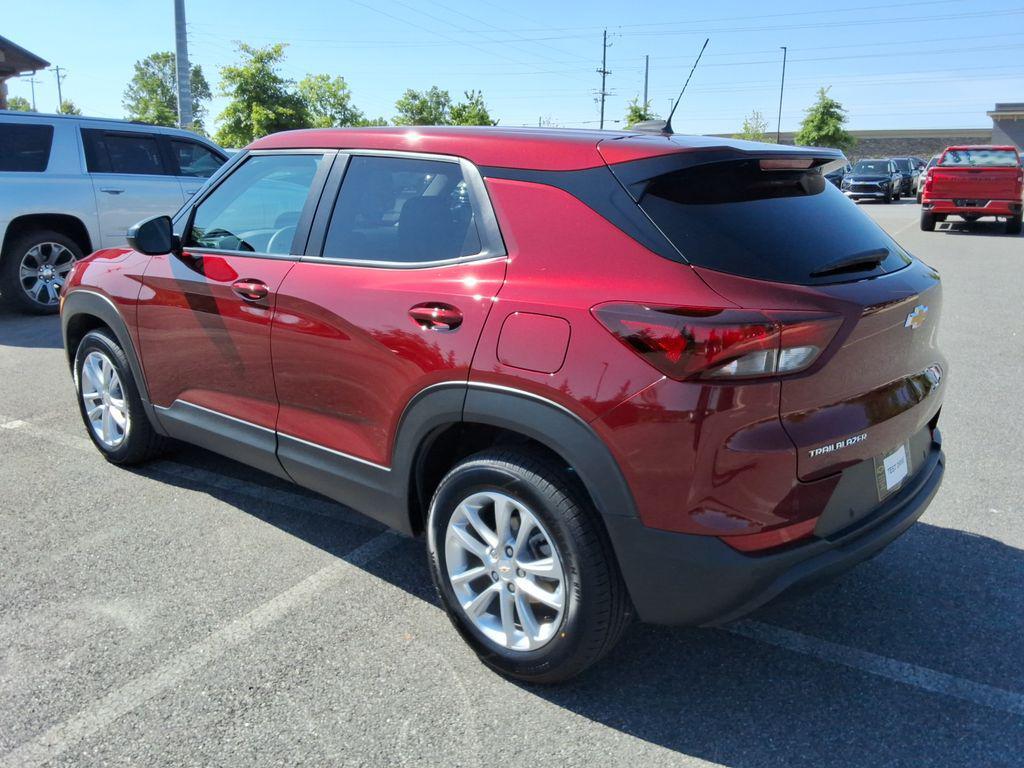 used 2024 Chevrolet TrailBlazer car, priced at $21,387