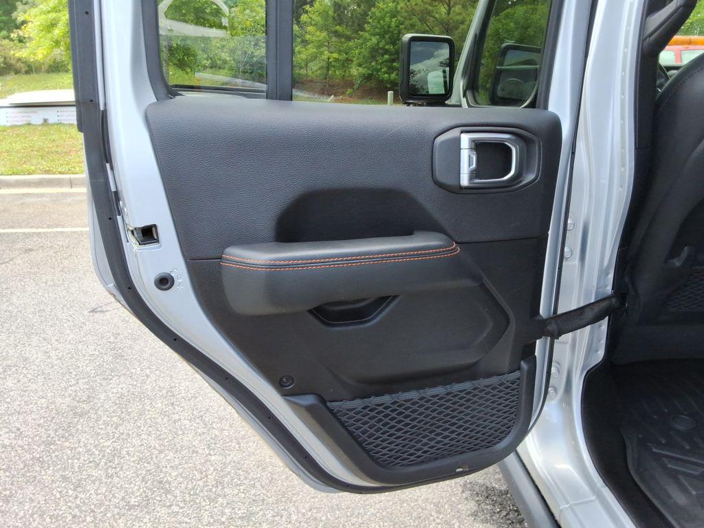 used 2023 Jeep Gladiator car, priced at $38,011
