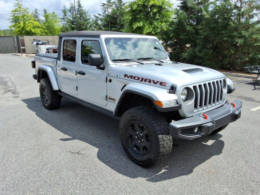 used 2023 Jeep Gladiator car, priced at $38,011