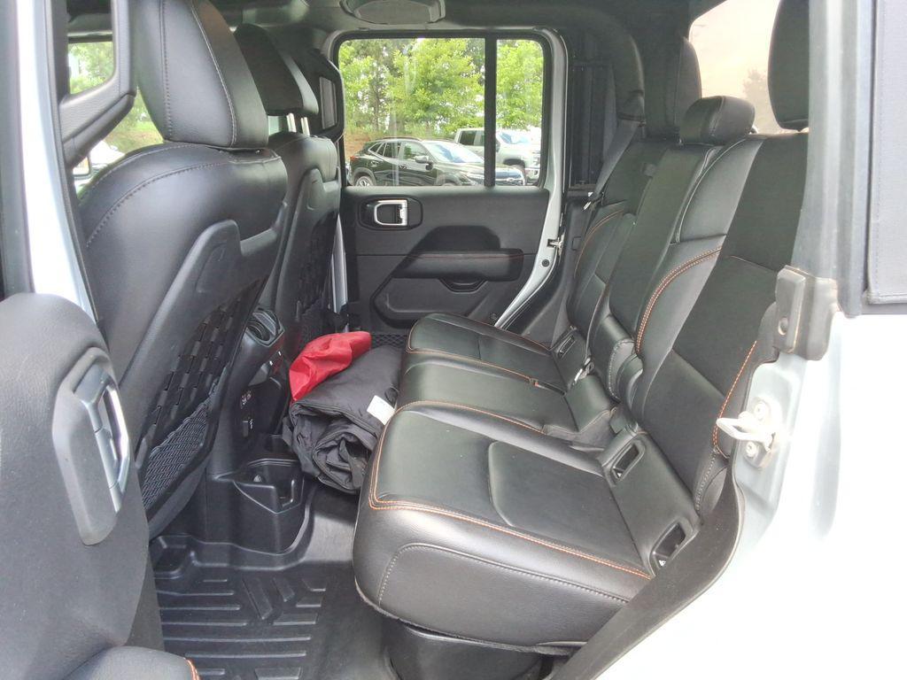 used 2023 Jeep Gladiator car, priced at $38,011