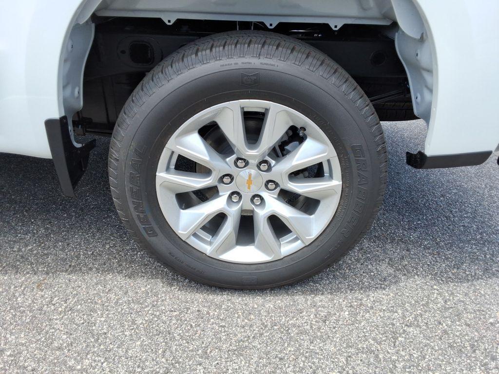 new 2026 Chevrolet Silverado 1500 car, priced at $42,663