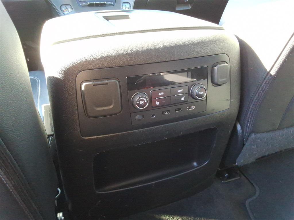 used 2018 GMC Yukon car, priced at $19,599