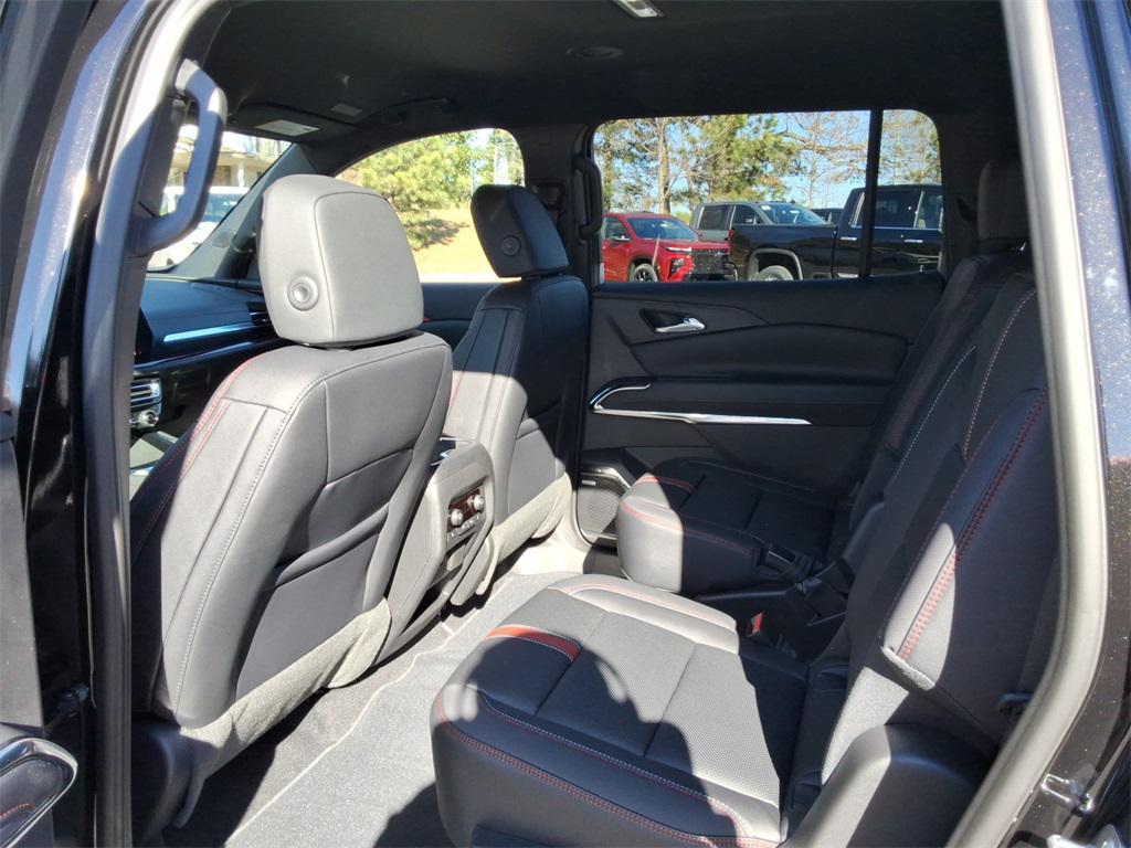 new 2026 Chevrolet Traverse car, priced at $55,578