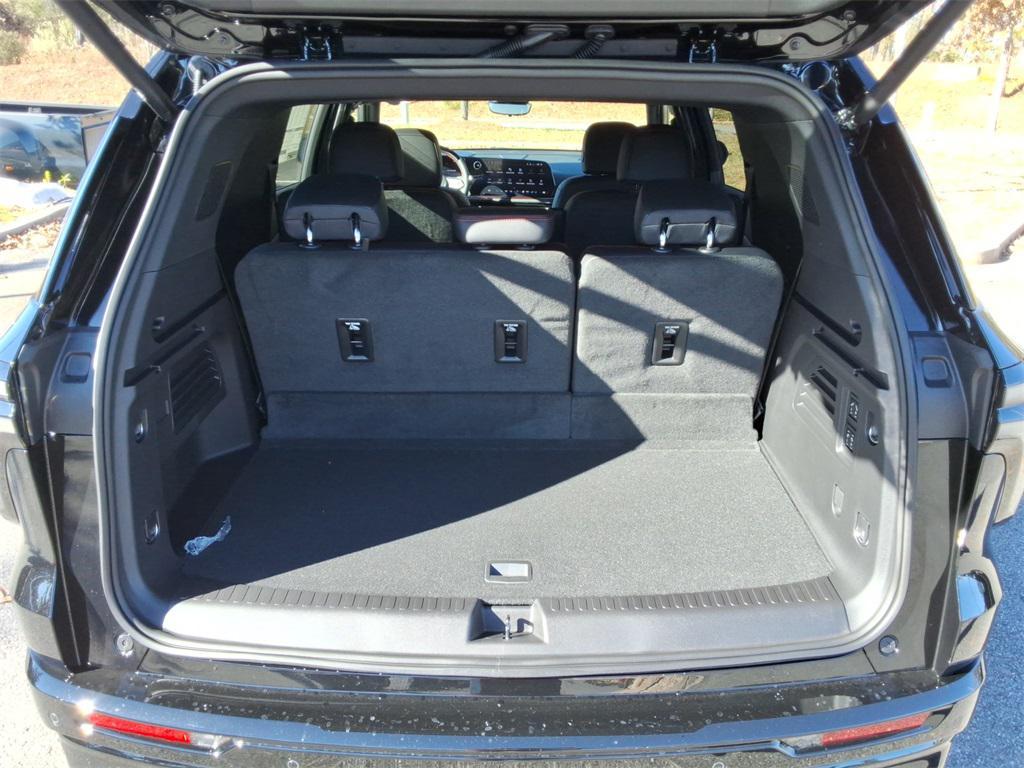 new 2026 Chevrolet Traverse car, priced at $55,578