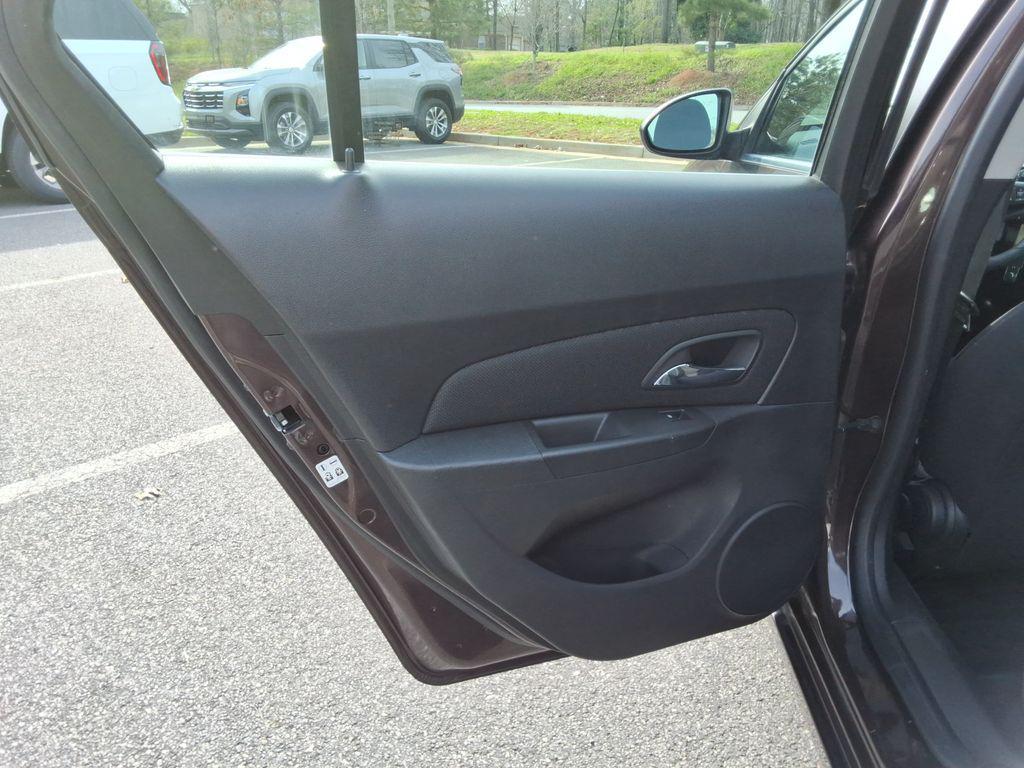 used 2015 Chevrolet Cruze car, priced at $5,599