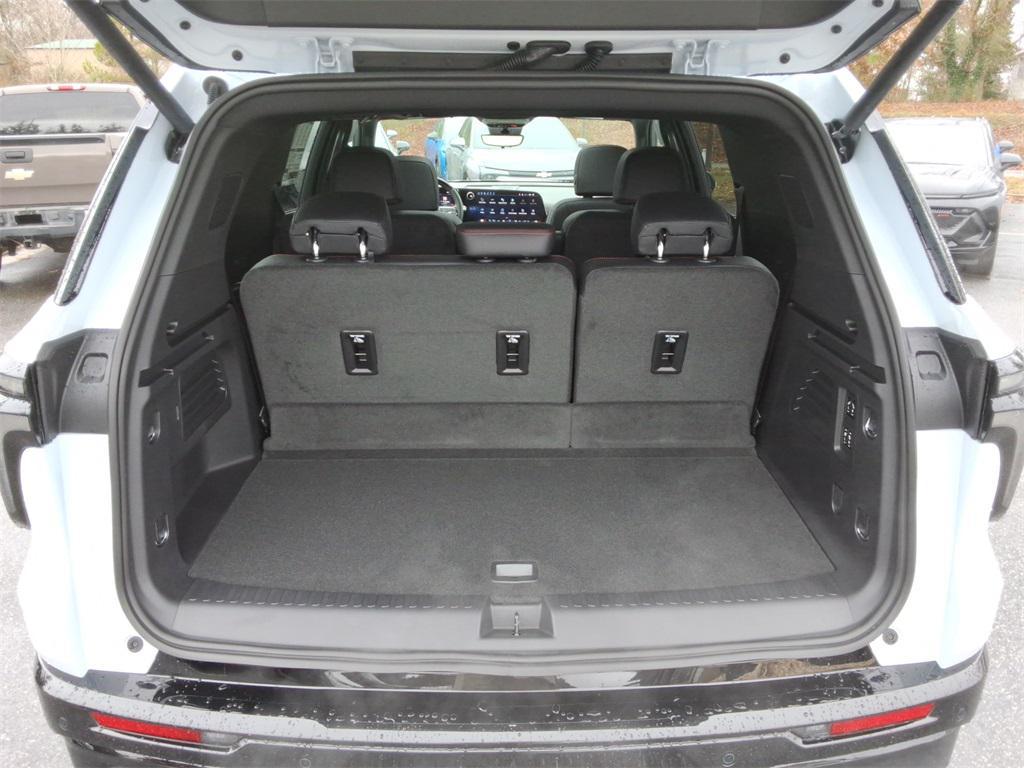 new 2026 Chevrolet Traverse car, priced at $57,885