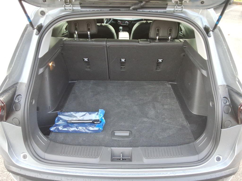 used 2024 Chevrolet Trax car, priced at $20,989