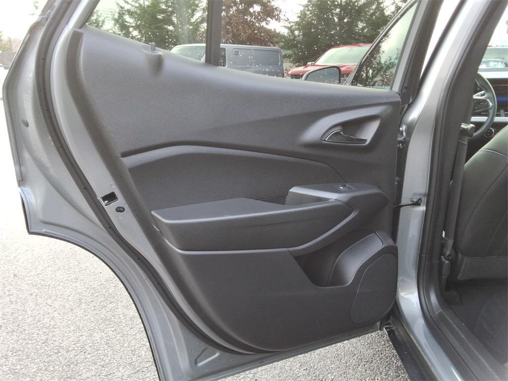 used 2024 Chevrolet Trax car, priced at $20,989