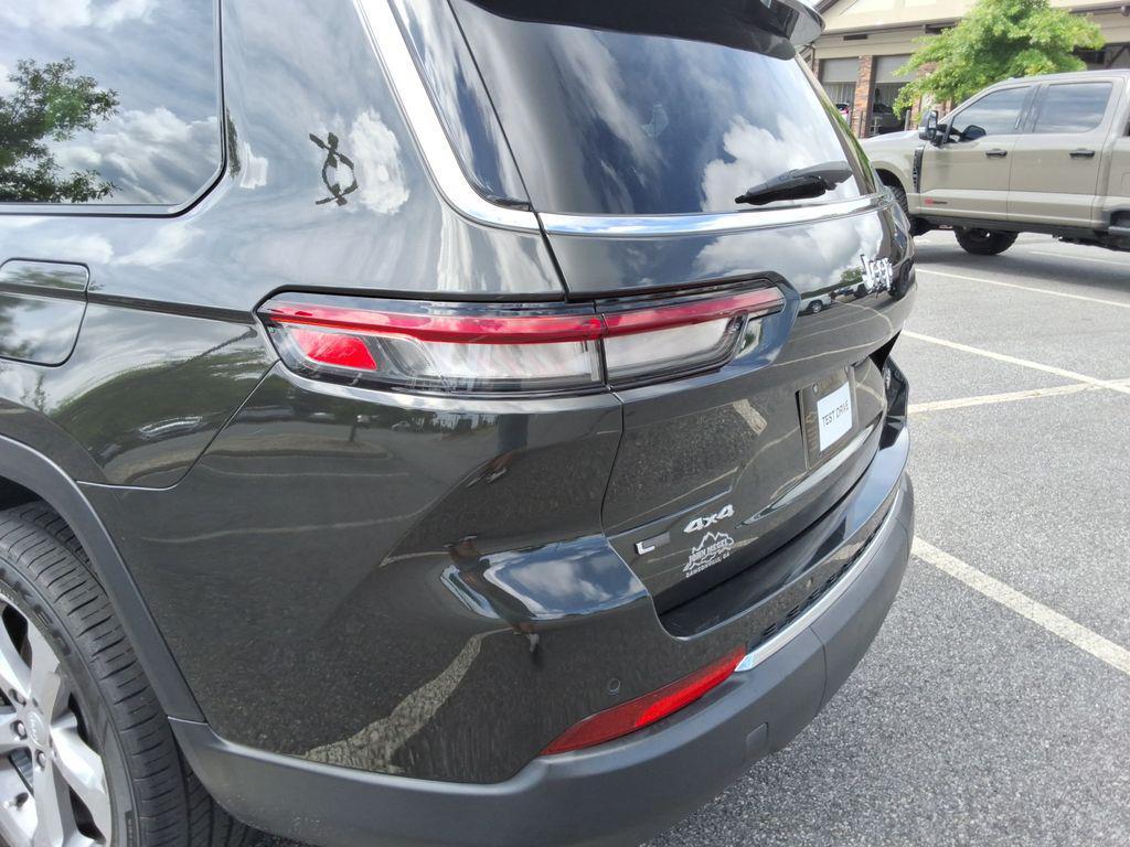 used 2022 Jeep Grand Cherokee L car, priced at $27,448