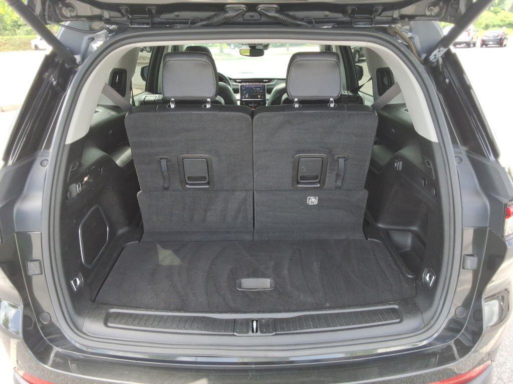 used 2022 Jeep Grand Cherokee L car, priced at $27,448