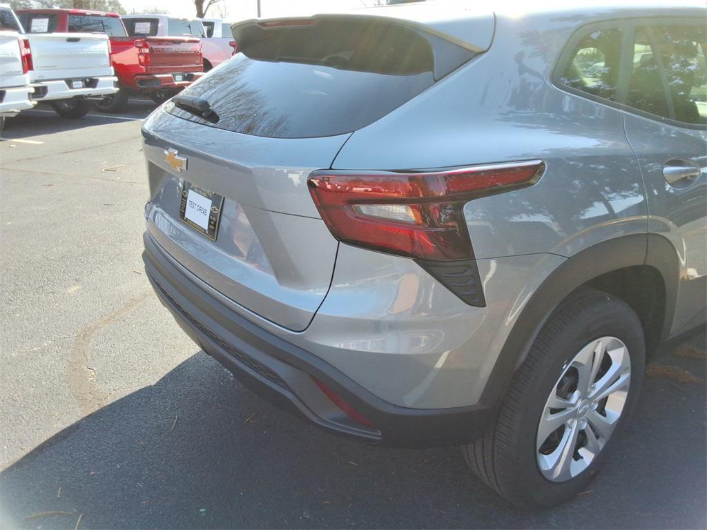 new 2026 Chevrolet Trax car, priced at $23,909