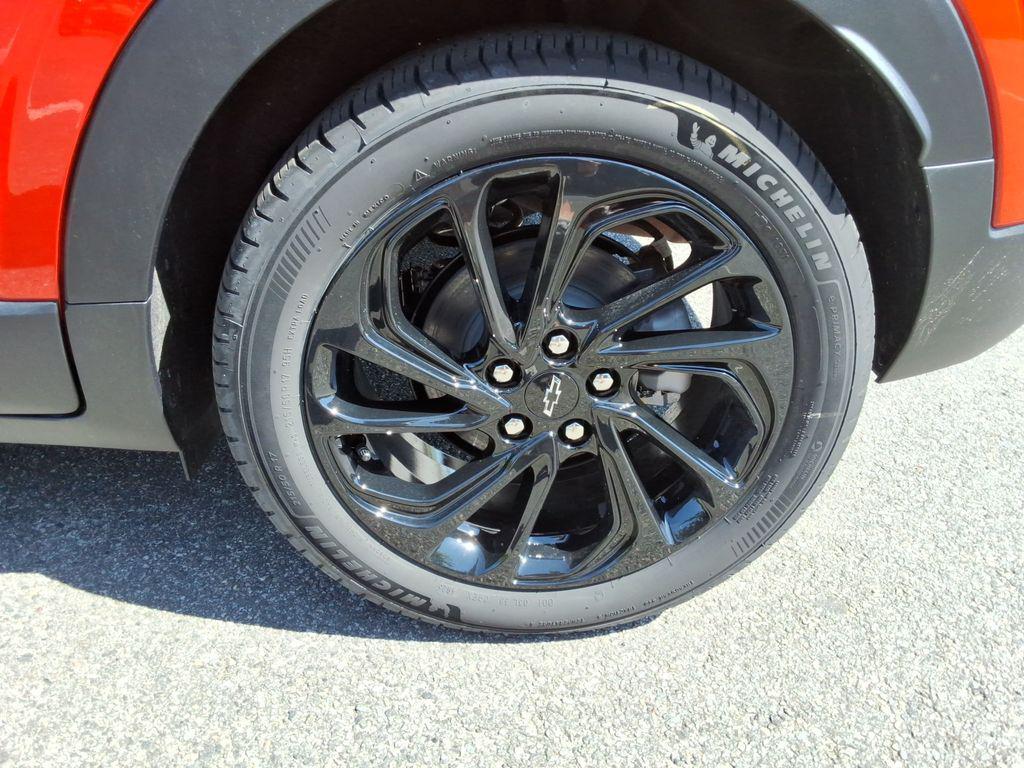 new 2027 Chevrolet Bolt car, priced at $32,274