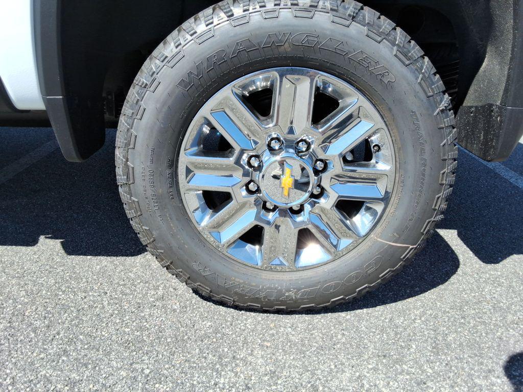 new 2026 Chevrolet Silverado 2500 car, priced at $83,701