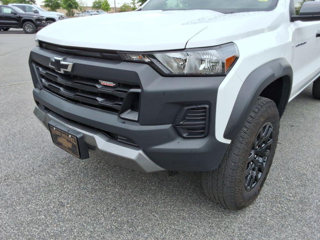 used 2025 Chevrolet Colorado car, priced at $37,033