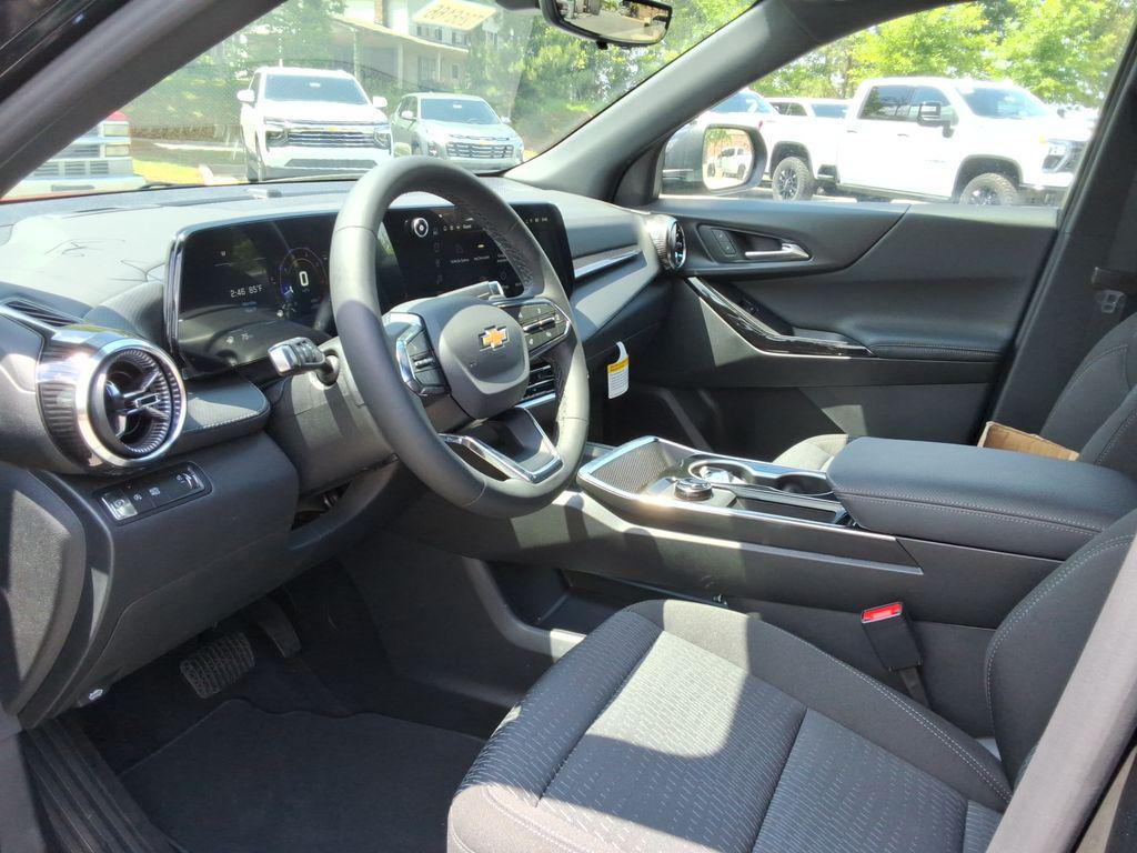 new 2026 Chevrolet Equinox car, priced at $29,013