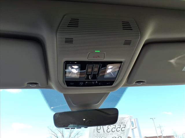 new 2026 Volkswagen Atlas car, priced at $53,334