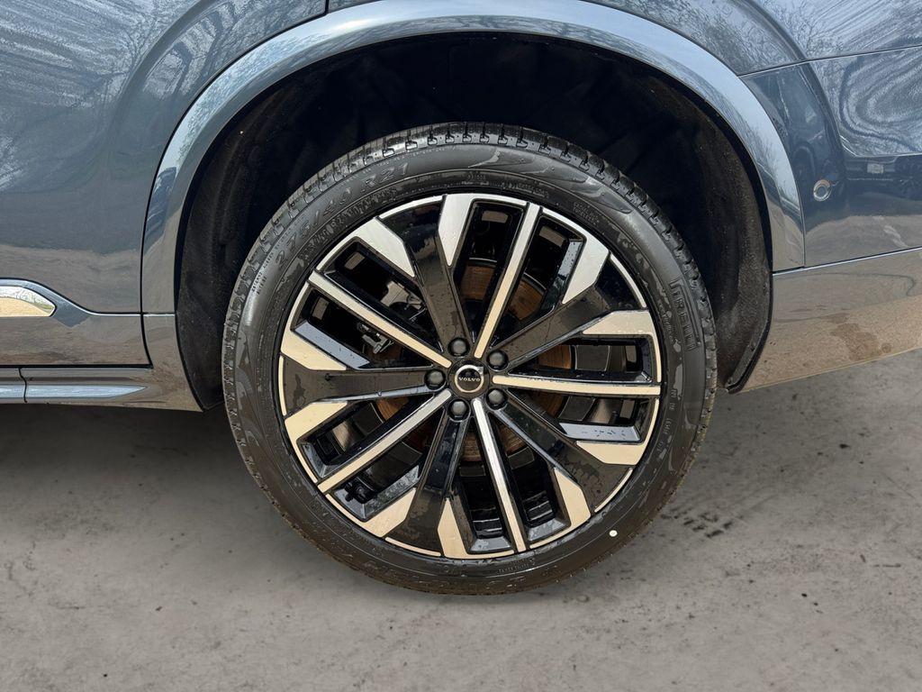 new 2026 Volvo XC90 car, priced at $75,819