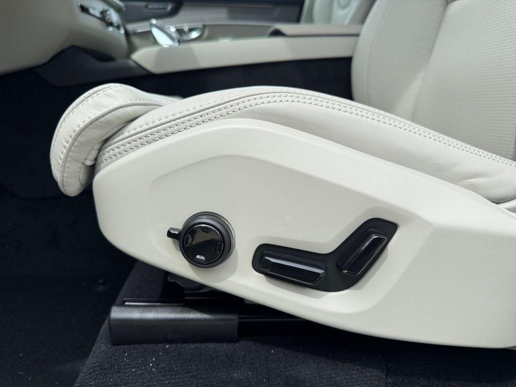 new 2026 Volvo XC90 car, priced at $75,819