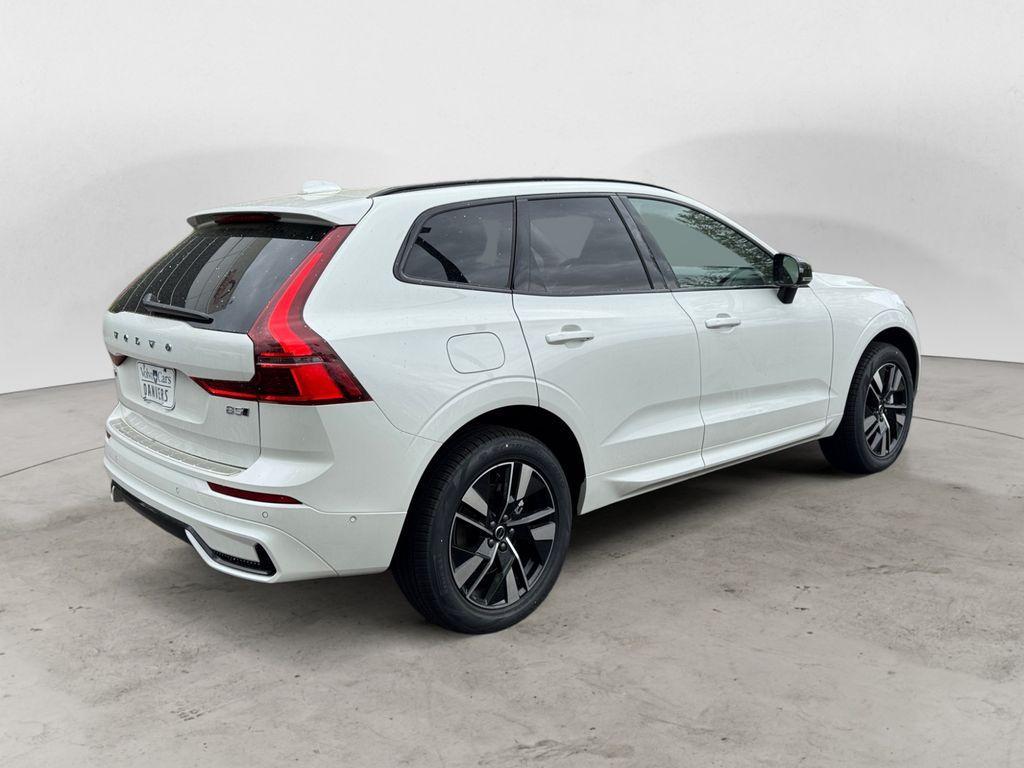 new 2026 Volvo XC60 car, priced at $59,904
