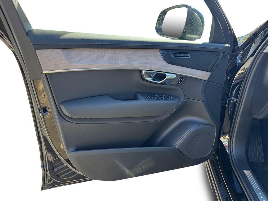 new 2026 Volvo XC90 car, priced at $72,494