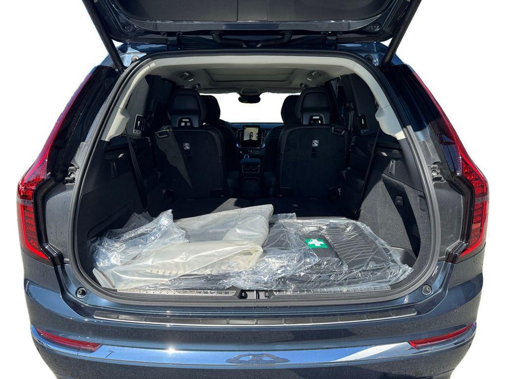 new 2026 Volvo XC90 Plug-In Hybrid car, priced at $87,179