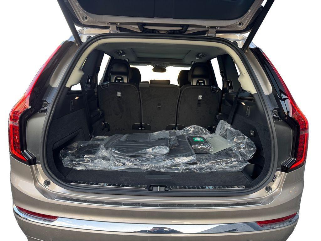 new 2026 Volvo XC90 car, priced at $72,749