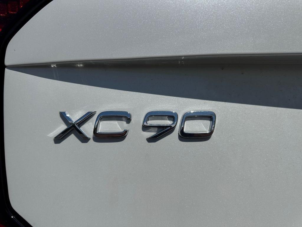 new 2026 Volvo XC90 car, priced at $73,679