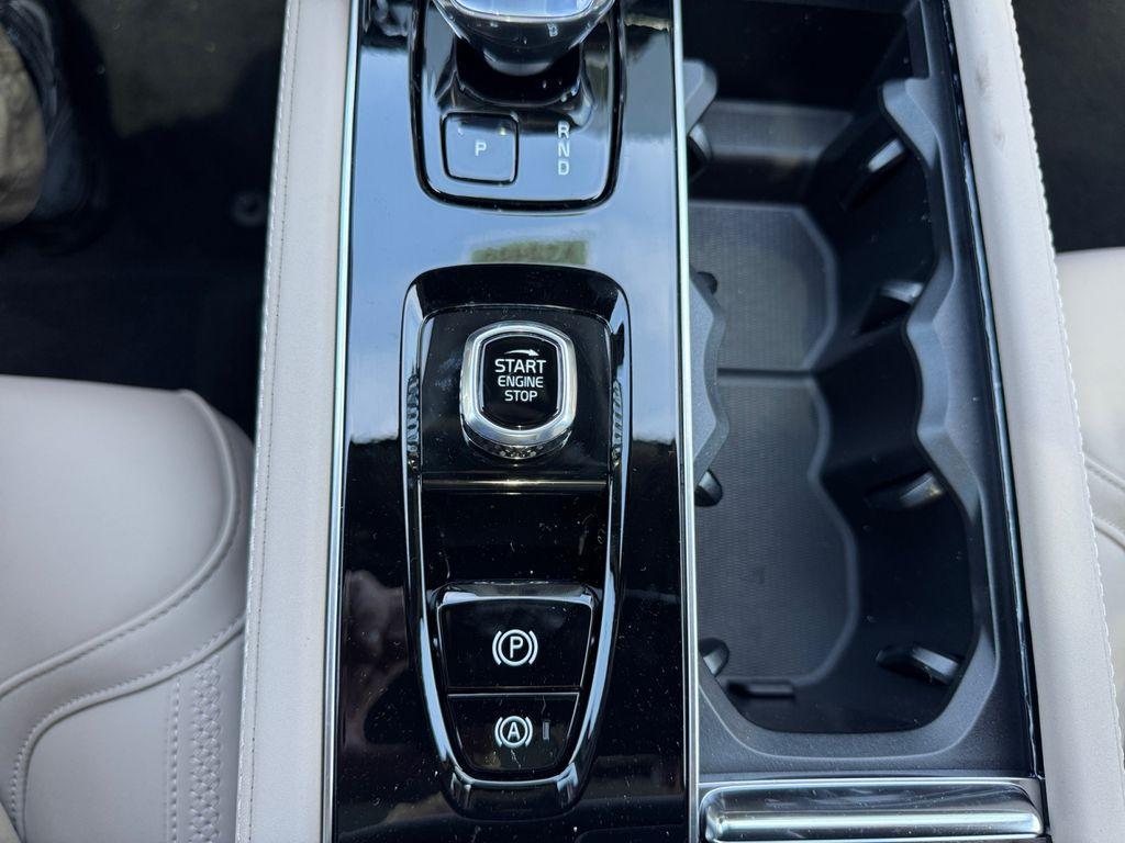 new 2026 Volvo XC90 car, priced at $73,679