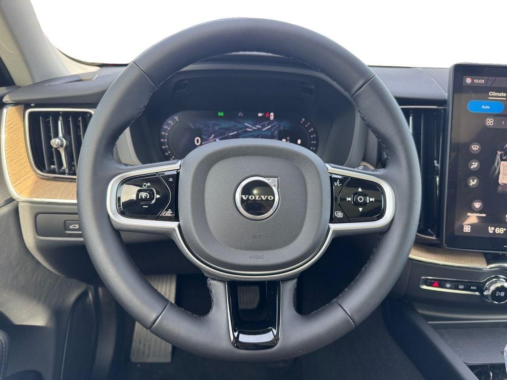 new 2026 Volvo XC60 car, priced at $58,534