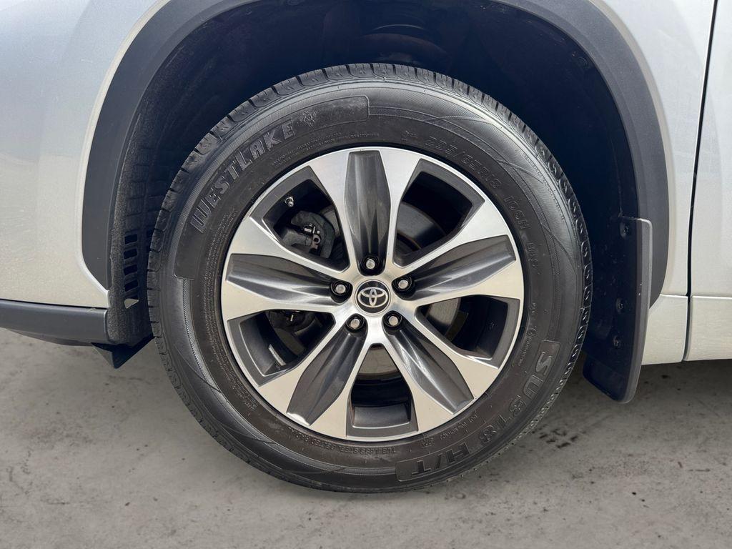 used 2021 Toyota Highlander car, priced at $33,740