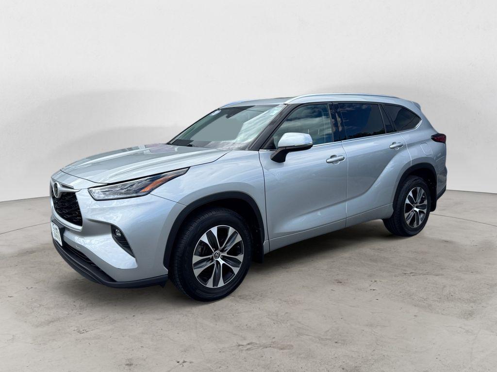 used 2021 Toyota Highlander car, priced at $33,740
