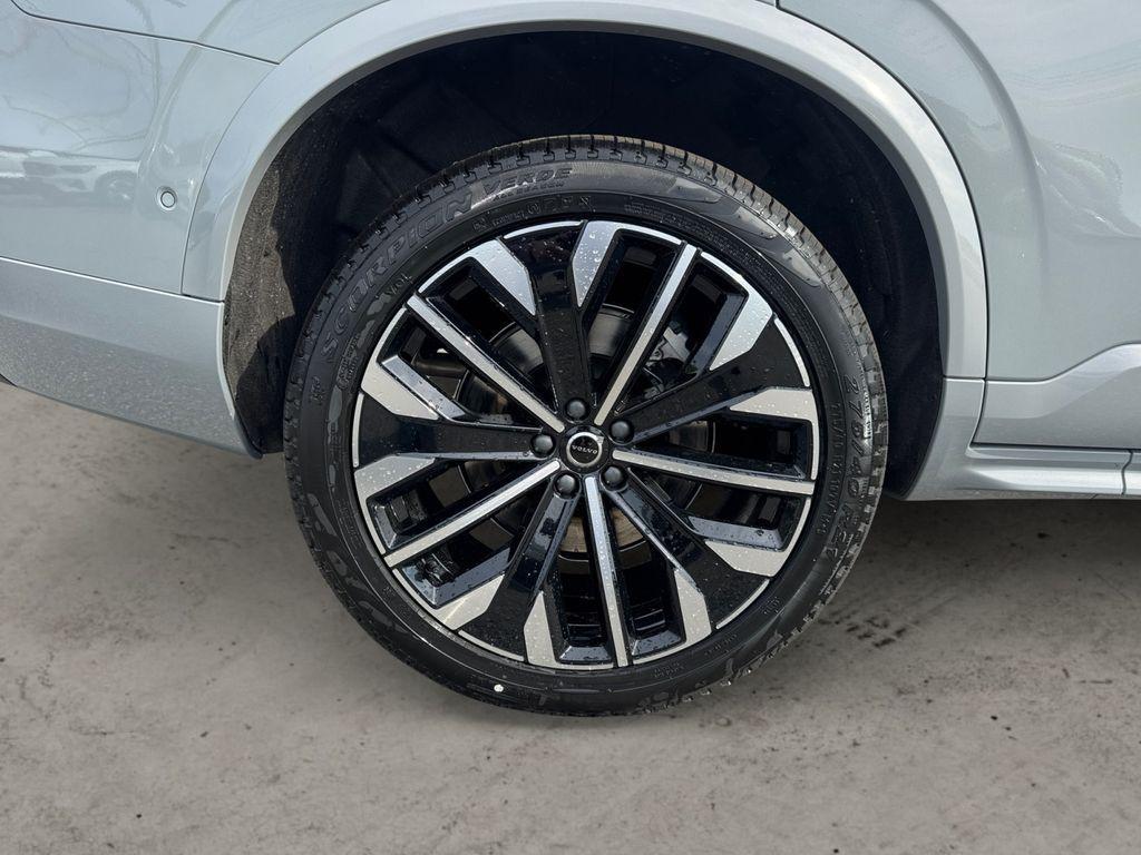 new 2026 Volvo XC90 car, priced at $76,209
