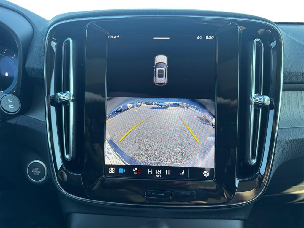 used 2025 Volvo XC40 car, priced at $31,606