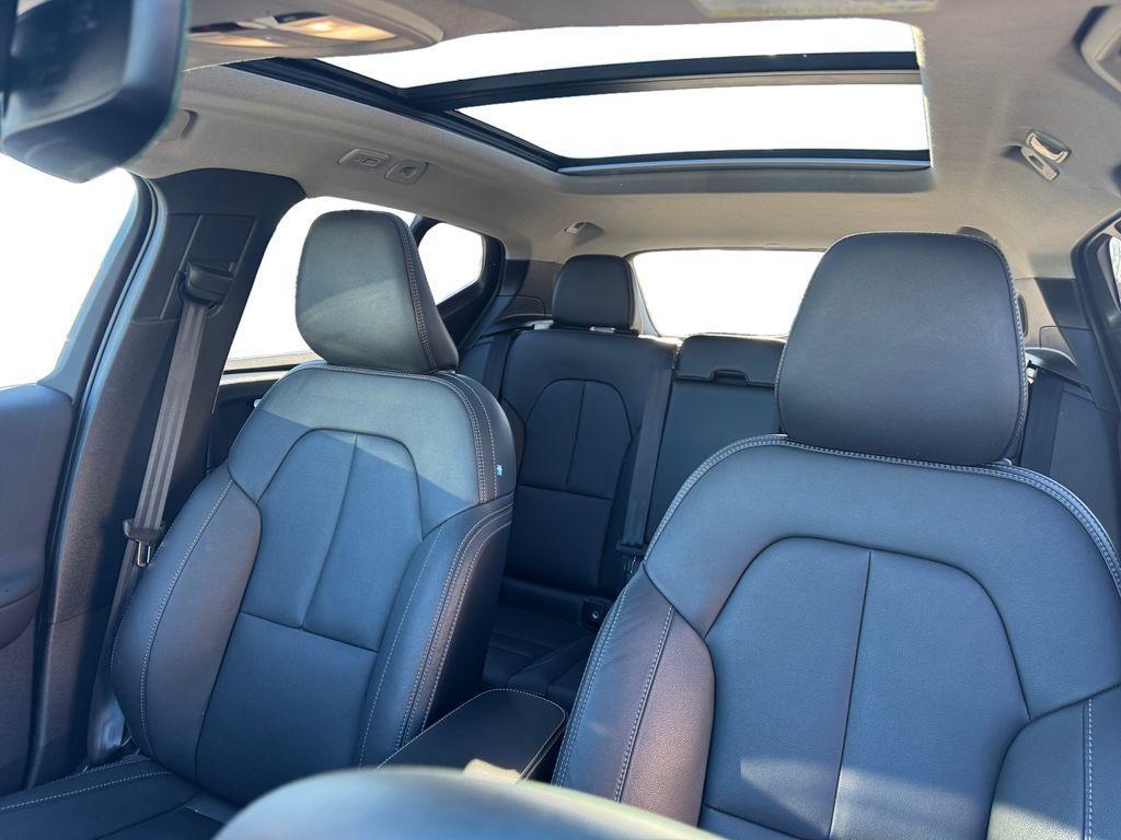 used 2025 Volvo XC40 car, priced at $31,606