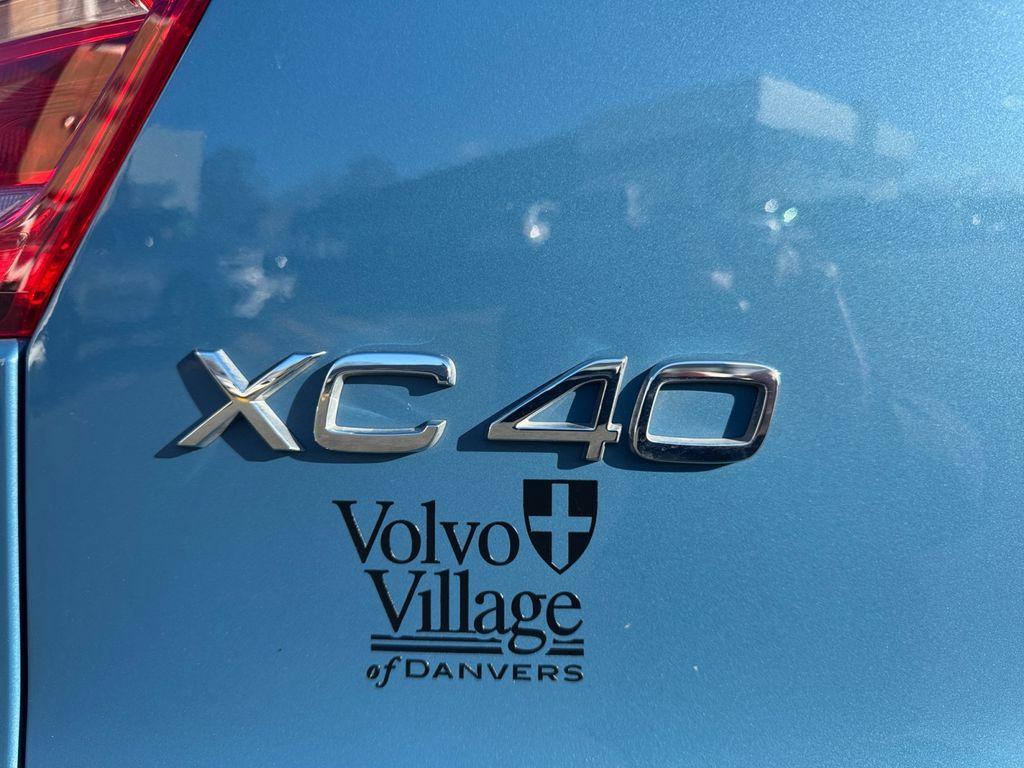 used 2025 Volvo XC40 car, priced at $31,606