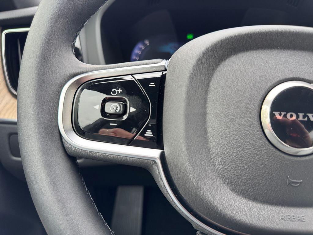 new 2026 Volvo XC60 car, priced at $58,534