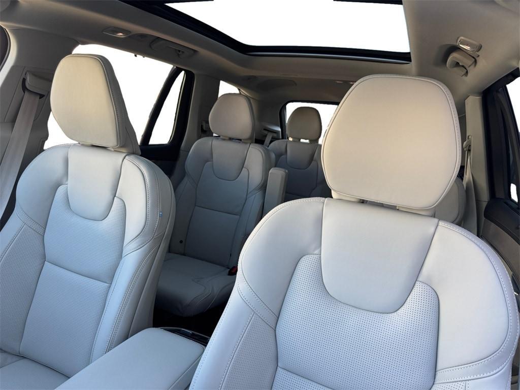 new 2026 Volvo XC90 car, priced at $82,994