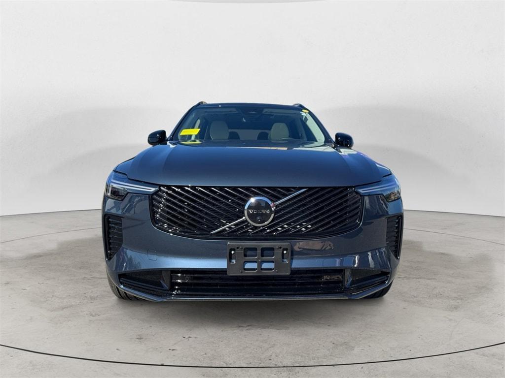 new 2026 Volvo XC90 car, priced at $82,994