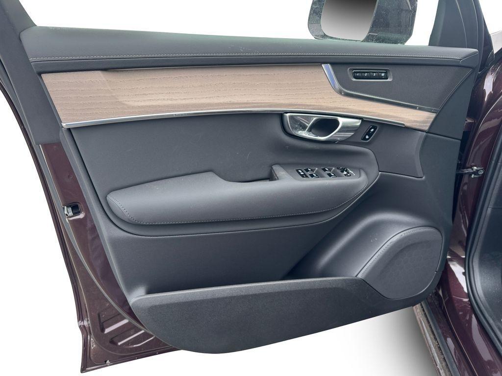 new 2026 Volvo XC90 car, priced at $73,074