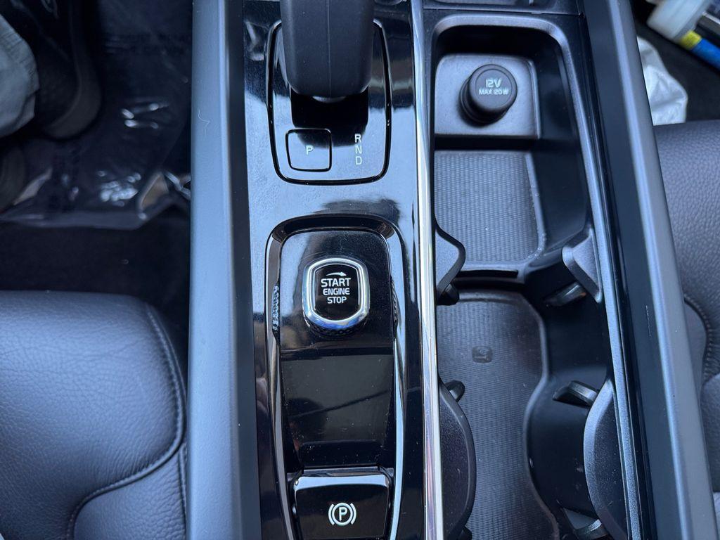 used 2023 Volvo XC60 car, priced at $36,656