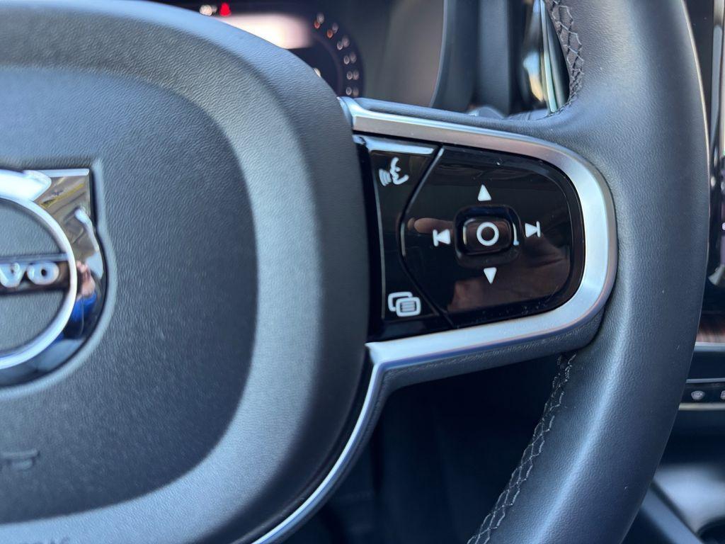 used 2023 Volvo XC60 car, priced at $36,656