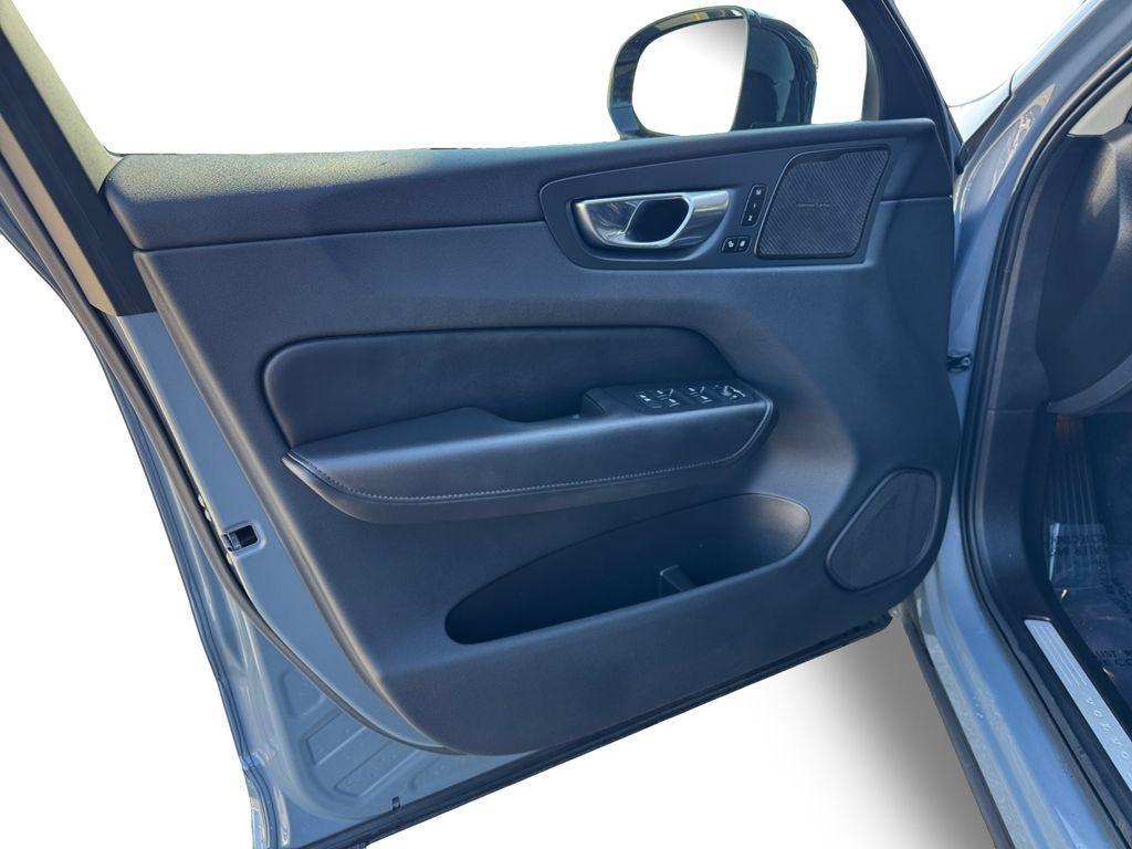 used 2023 Volvo XC60 car, priced at $36,656