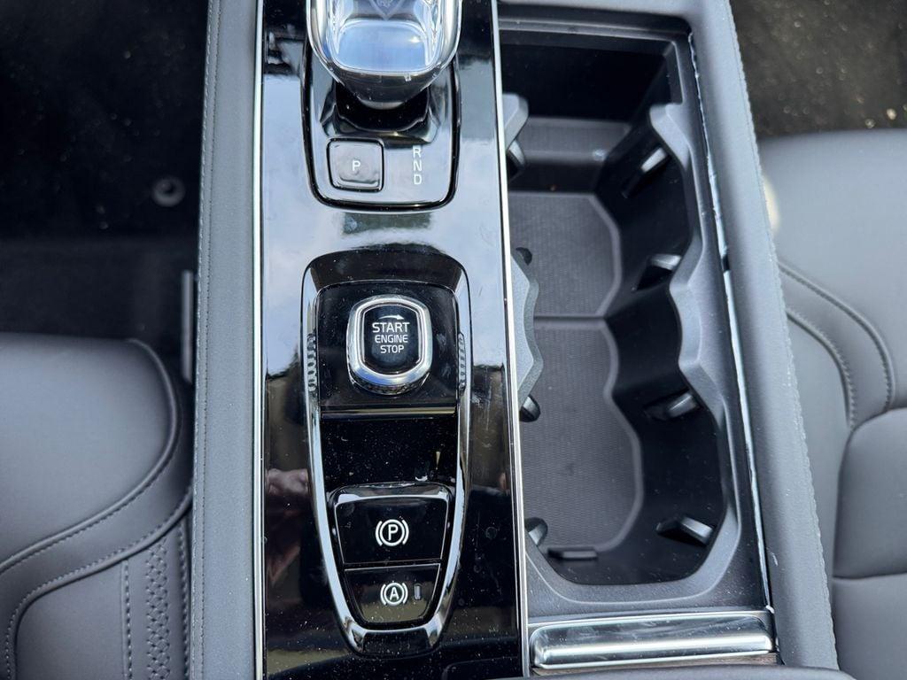 new 2026 Volvo XC90 car, priced at $72,749