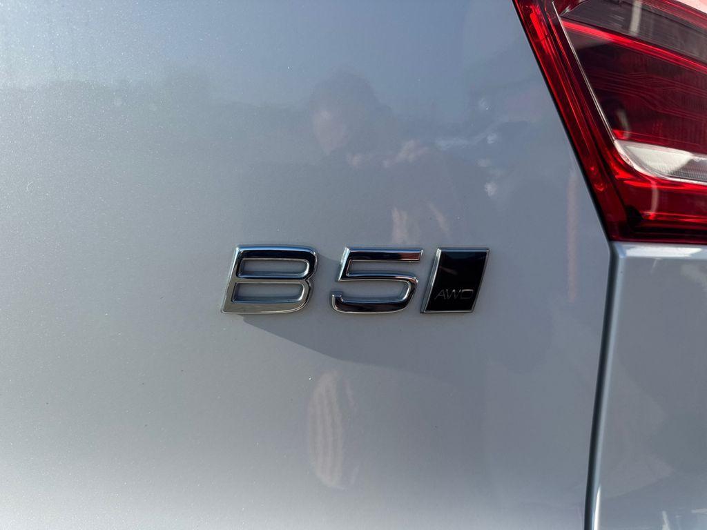 used 2025 Volvo XC40 car, priced at $32,858