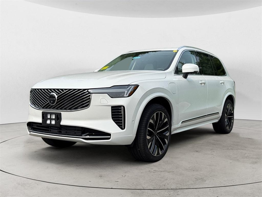 new 2026 Volvo XC90 Plug-In Hybrid car, priced at $86,174