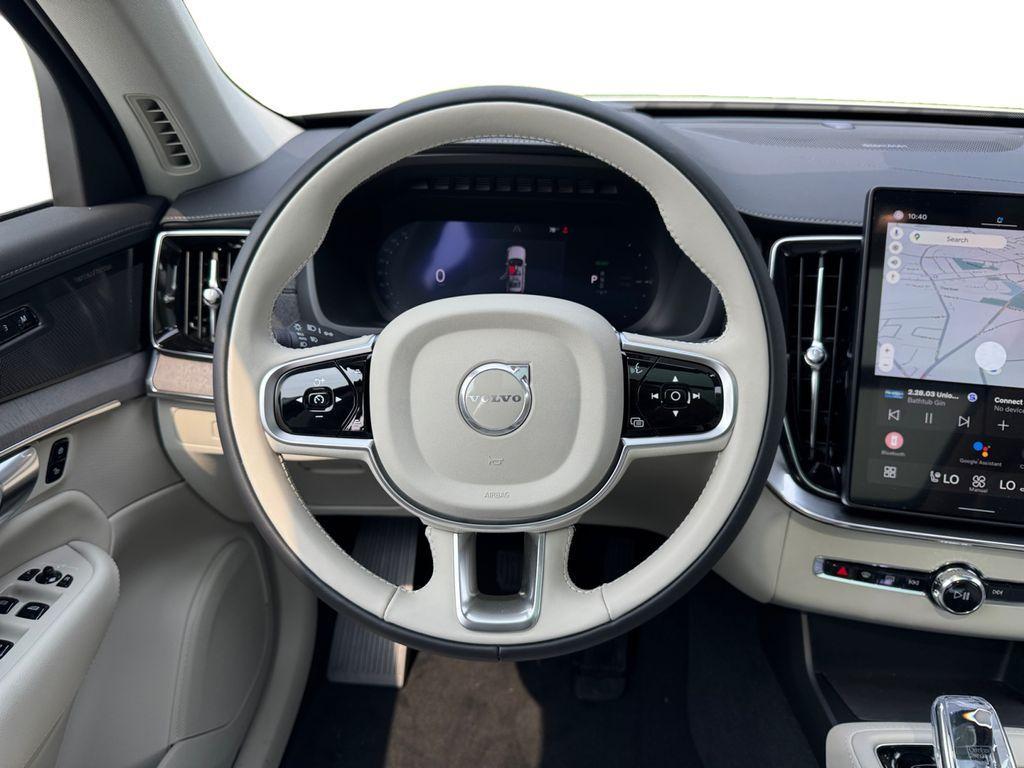 new 2026 Volvo XC90 Plug-In Hybrid car, priced at $86,174