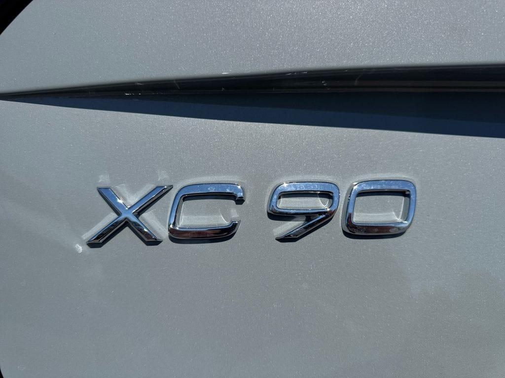new 2026 Volvo XC90 car, priced at $69,129