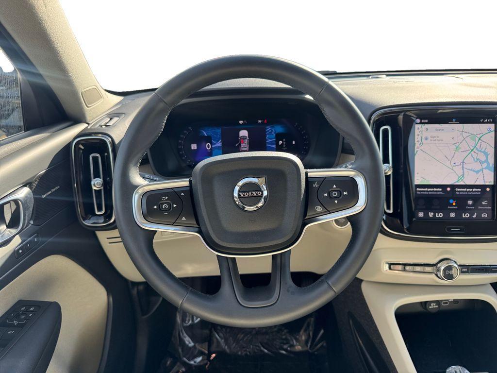 used 2023 Volvo XC40 car, priced at $35,656