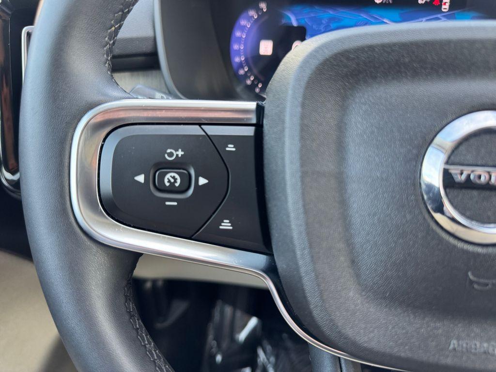 used 2023 Volvo XC40 car, priced at $35,656